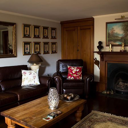 Holland House Bed & Breakfast เนลสัน ภายนอก รูปภาพ