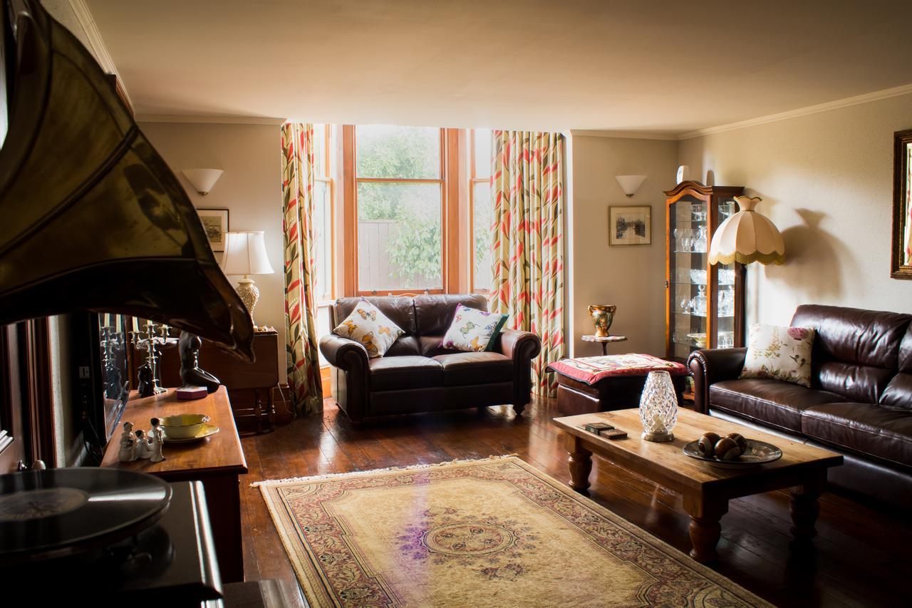 Holland House Bed & Breakfast เนลสัน ภายนอก รูปภาพ